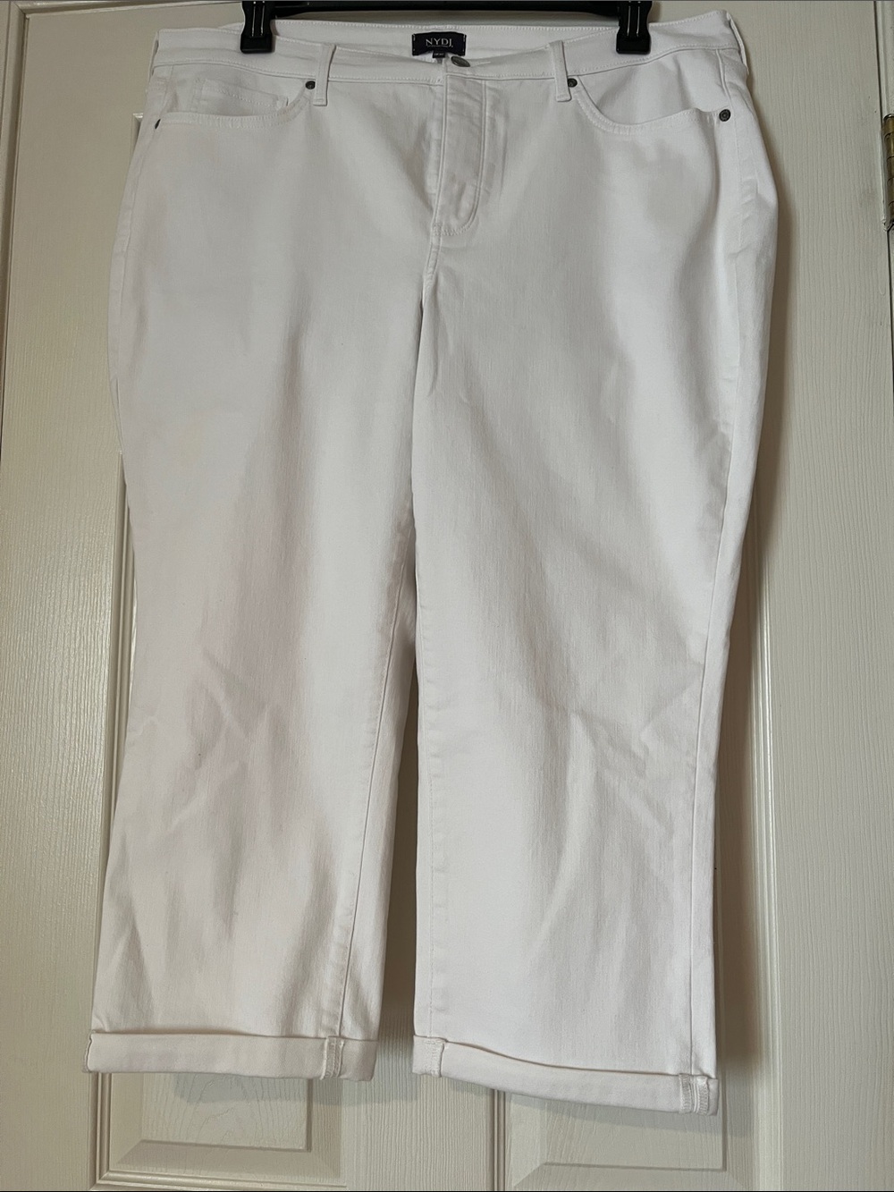 NYDJ White Cropped Straight-Leg Jeans